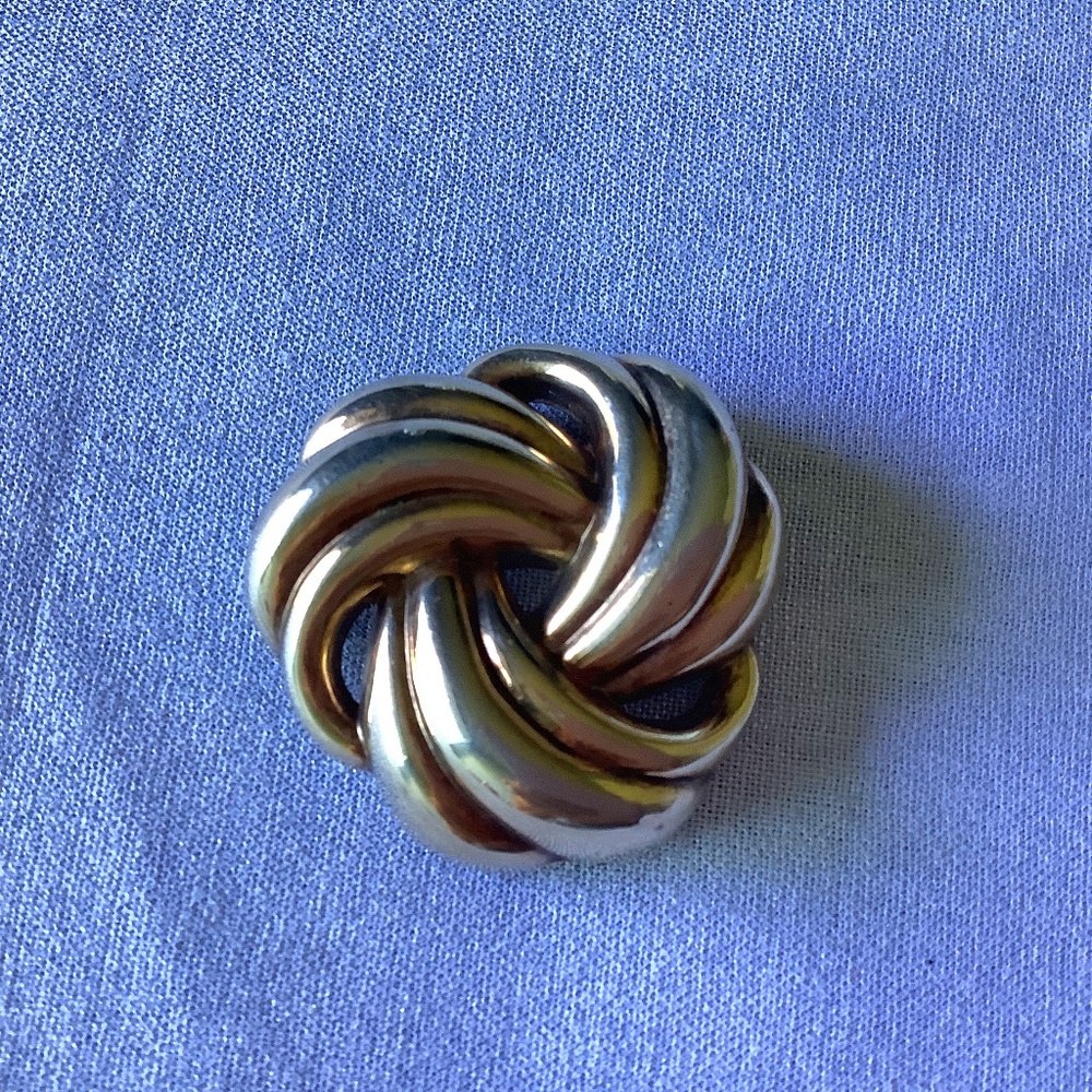 Vintage Trifari Brooch